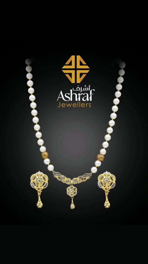 21K Gold & Lustrous White Pearl Mala Set (With Matching Earrings)